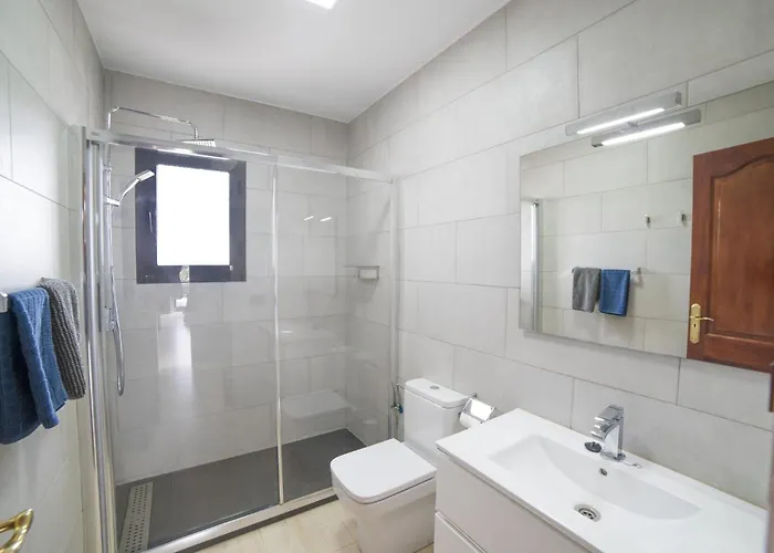 Villa Extraordinary 3 Bedrooms Naraku Spacious